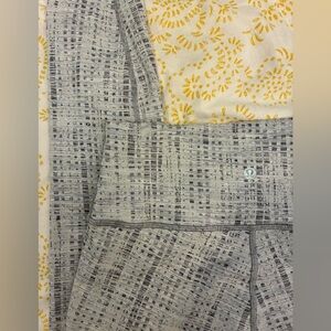 patterned lululemon align leggings